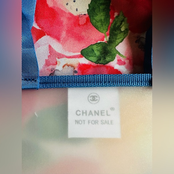Tote Jelly Bag Vintage 2014 Paris Week.  Has Chanel storage bag included - Picture 5 of 7